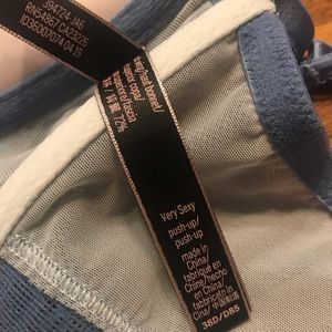 Victoria's Secret Intimates & Sleepwear - 💥NWOT💥 VS Very Sexy Push Up Bra 38D💋💋 Victoria's Secret Intimates & Sleepwear - 💥NWOT💥 VS Very Sexy Push Up Bra 38D💋💋